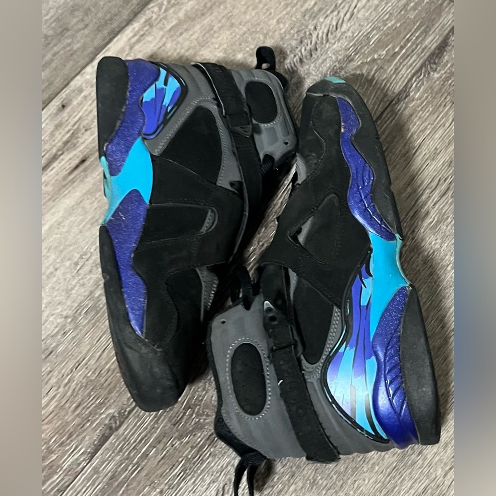 Jordan Aqua 8